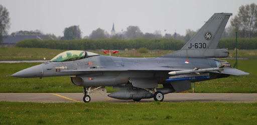 F16 Fighting Falcon Wallpapers HD pc screenshot F16 Fighting Falcon Wallpapers HD pc screenshot